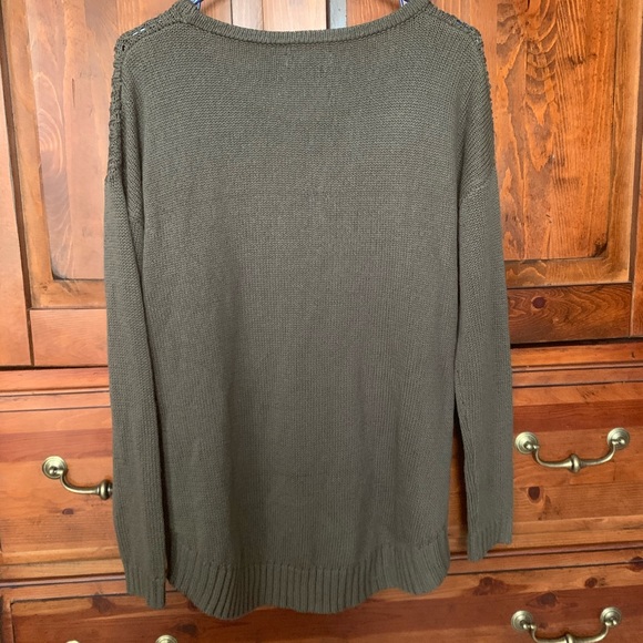 Sweater - Picture 2 of 3